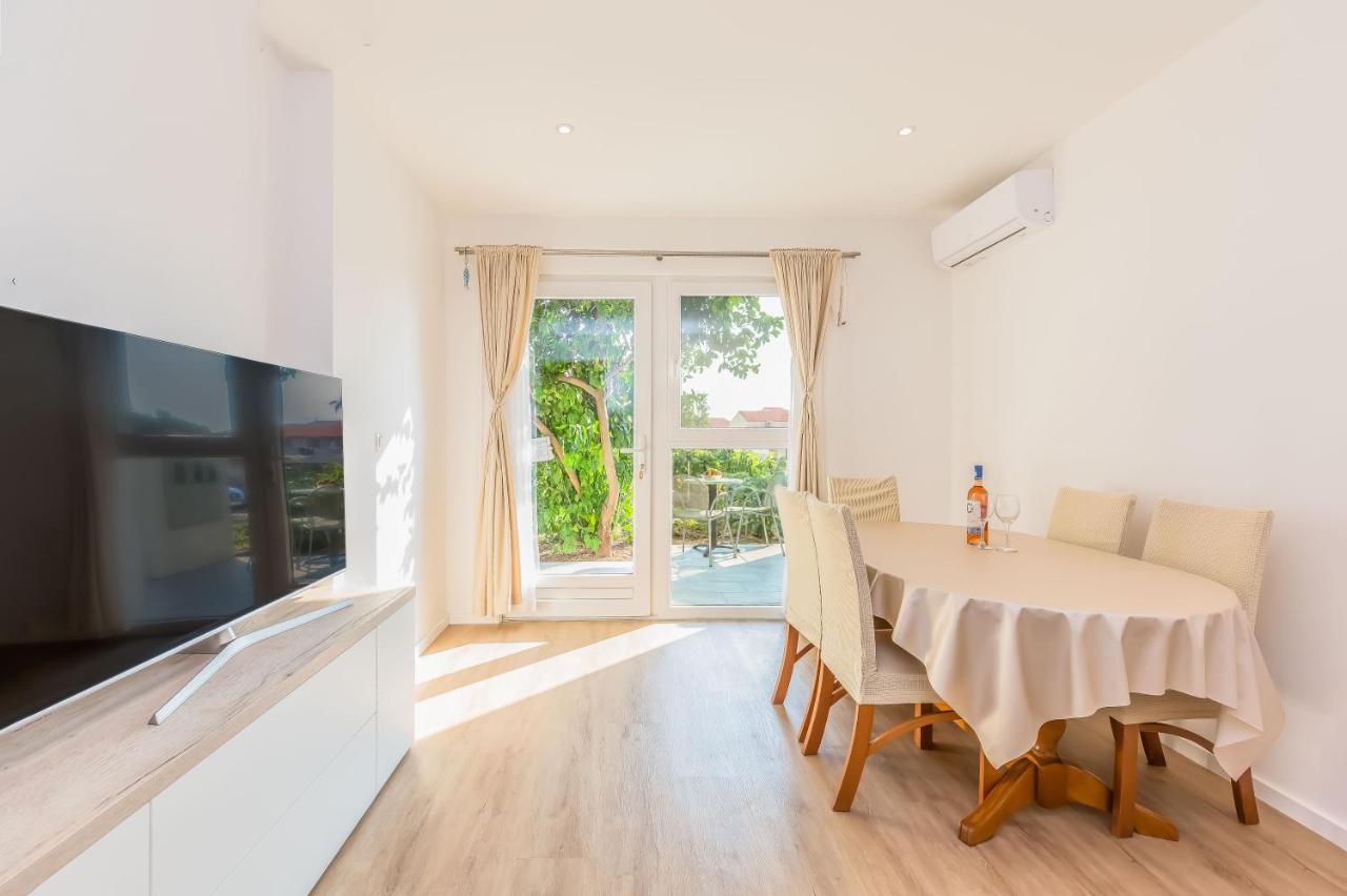 Apartments Maestral Makarska Exterior foto